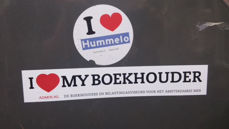 0300. I love Hummelo - www.hummelo.nl - dorpsraad - I love my boekhouder - sticker - marketing - administratiekantoor - debet credit.jpg